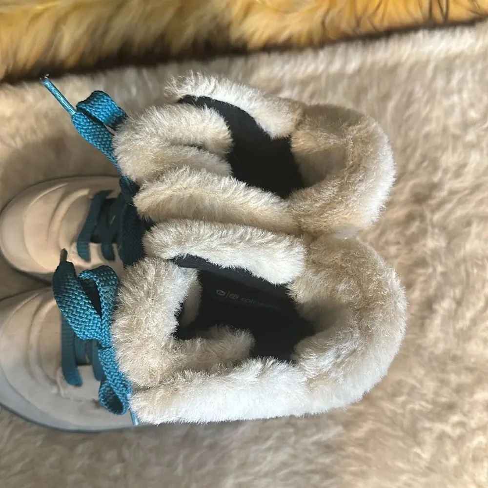 Merrell boots 6.5 (4800)